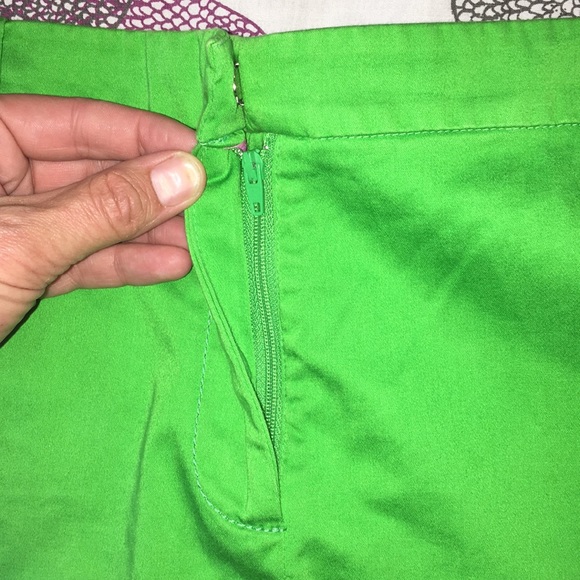 Green size 14 Shorts - Picture 2 of 4